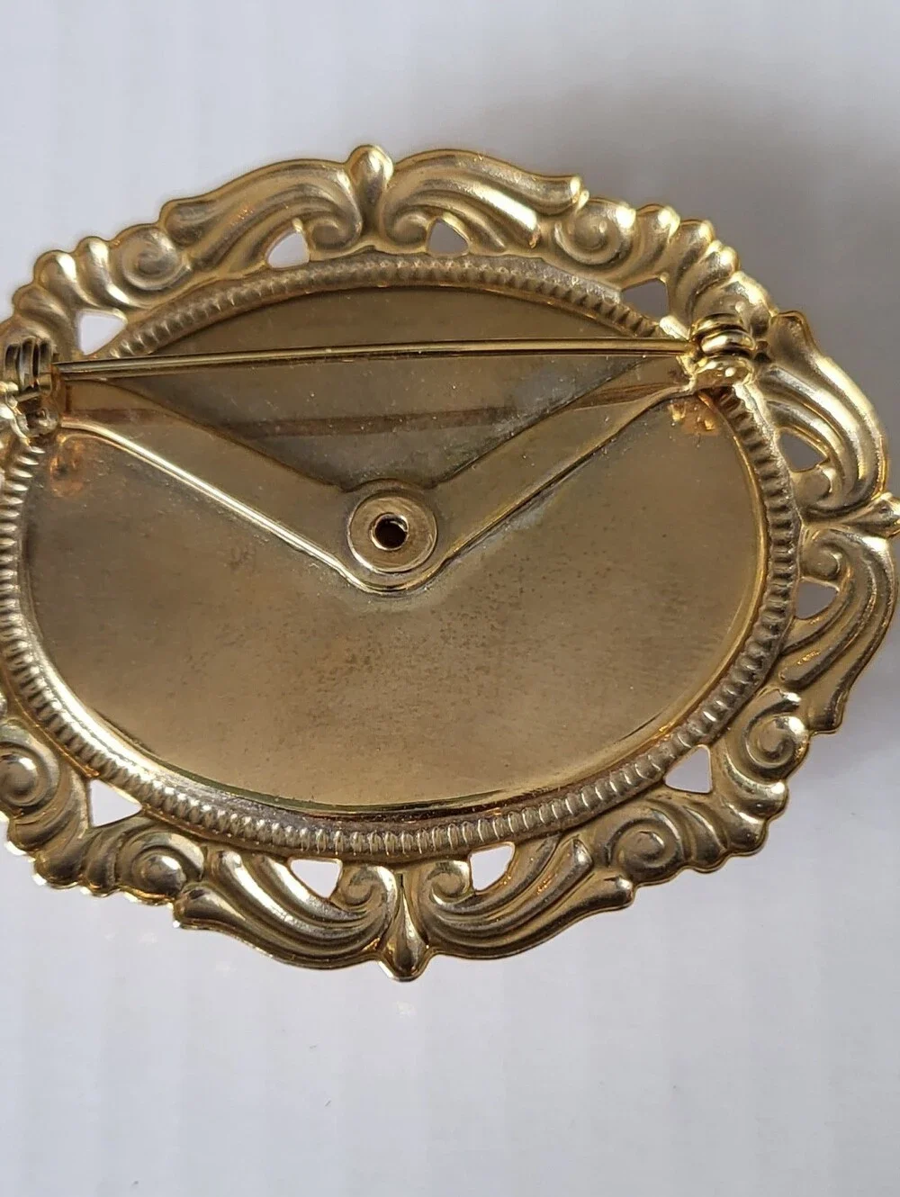 Vintage Bold Goldtone Cream Faux  Pearl  Cabochon Brooch